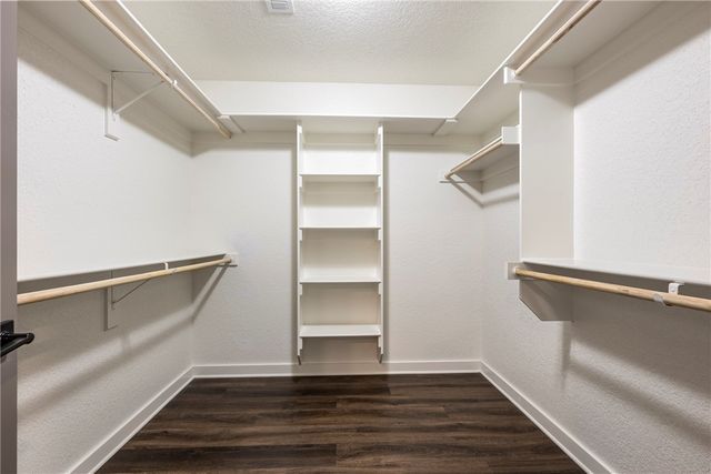 3 Bridle Circle, Bella Vista, AR 72715