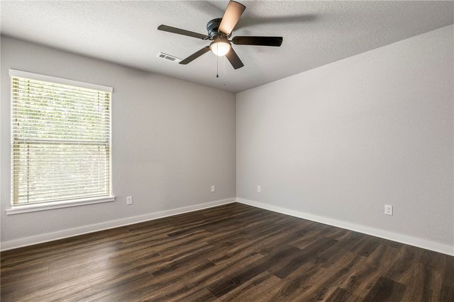 3 Bridle Circle, Bella Vista, AR 72715