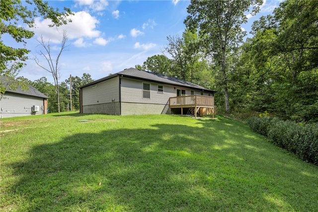 3 Bridle Circle, Bella Vista, AR 72715