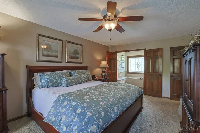 5445 Creek Bend Drive, West Chester, OH 45069