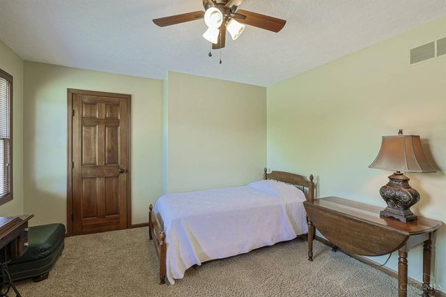 5445 Creek Bend Drive, West Chester, OH 45069