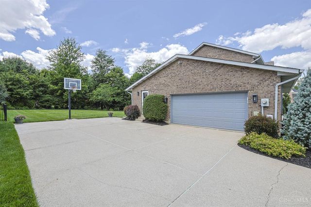 5445 Creek Bend Drive, West Chester, OH 45069
