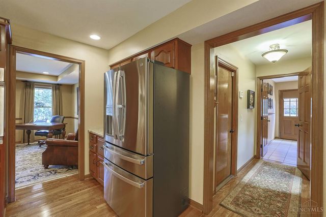 5445 Creek Bend Drive, West Chester, OH 45069