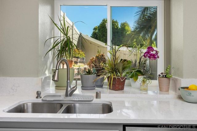 17926 Cassia Pl, San Diego, CA 92127