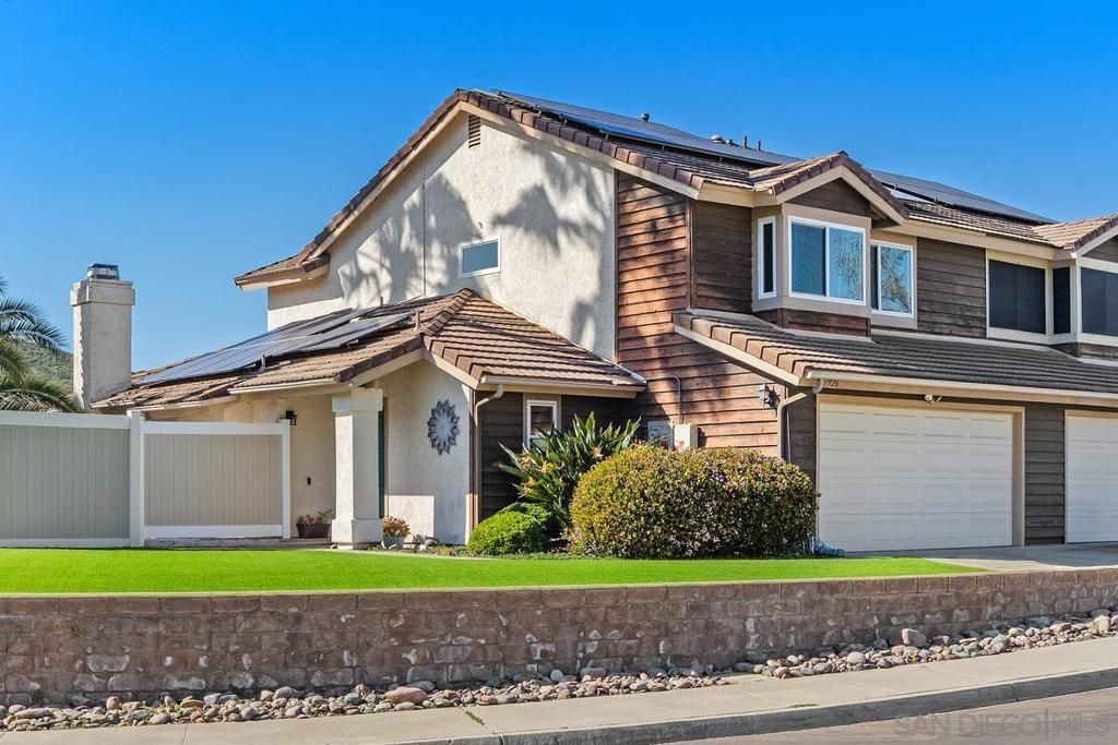 17926 Cassia Pl, San Diego, CA 92127