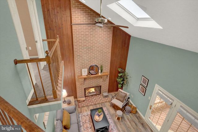 1719 BENNINGTON DR, Harrisburg, PA 17112