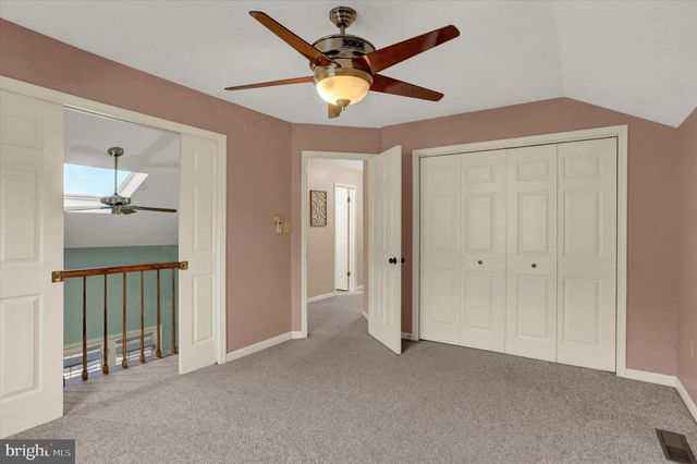 1719 BENNINGTON DR, Harrisburg, PA 17112