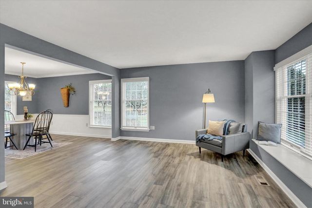 1719 BENNINGTON DR, Harrisburg, PA 17112