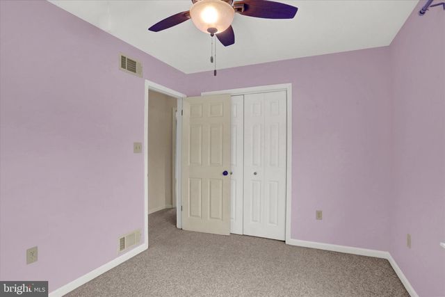 1719 BENNINGTON DR, Harrisburg, PA 17112