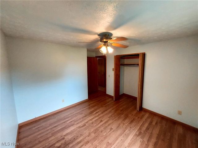 1990 Belfort Avenue NE, Louisville, OH 44641