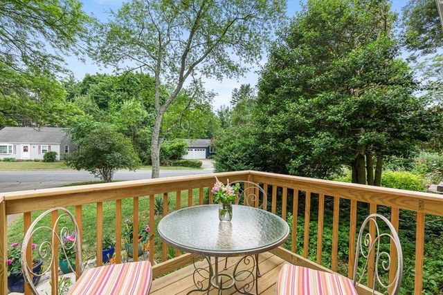 462 Ledge, Seekonk, MA 02771