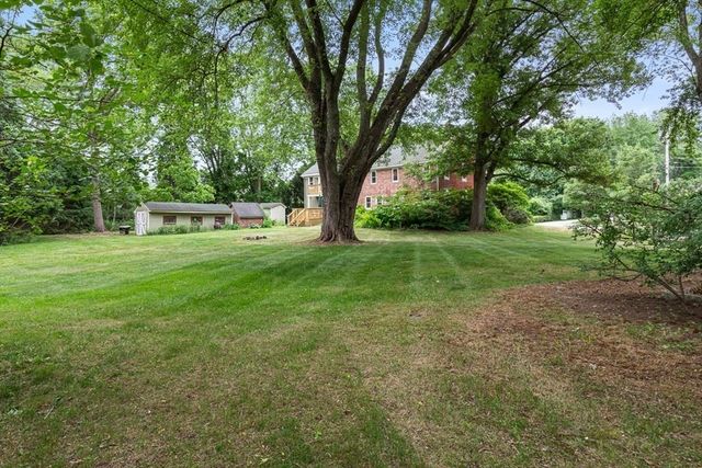 462 Ledge, Seekonk, MA 02771