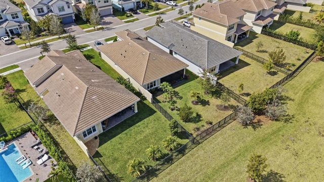 1342 Harvester Crossing, Loxahatchee, FL 33470