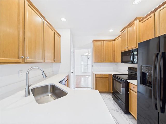 858 Sweetwater Bridge Circle, Douglasville, GA 30134