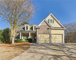 858 Sweetwater Bridge Circle, Douglasville, GA 30134