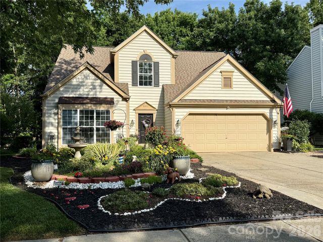 5931 Downfield Wood Drive, Charlotte, NC 28269