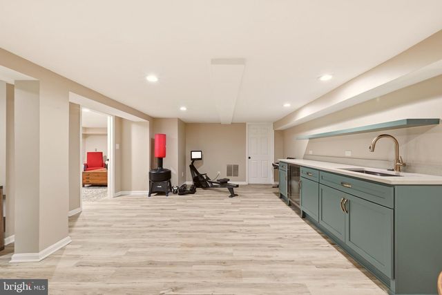 901 BUTTERNUT ST NW, Washington, DC 20012