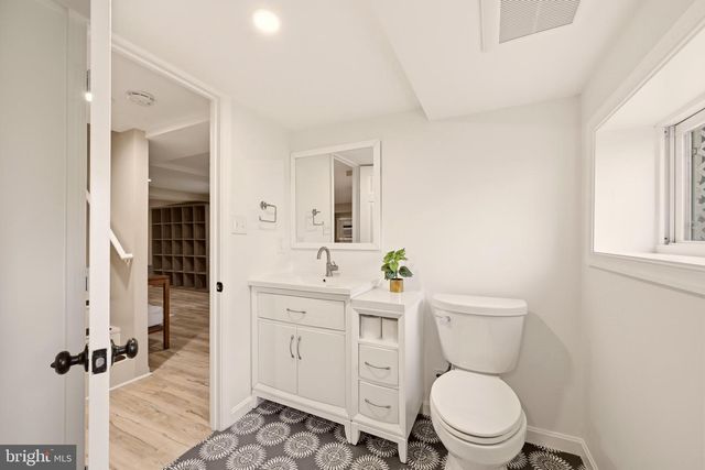 901 BUTTERNUT ST NW, Washington, DC 20012