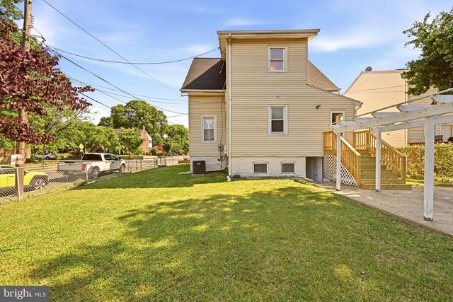 901 BUTTERNUT ST NW, Washington, DC 20012