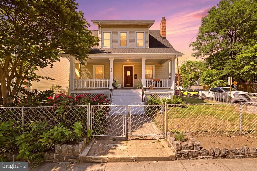 901 BUTTERNUT ST NW, Washington, DC 20012