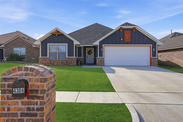 4304 SW Brandon Ln, Lawton, OK 73505