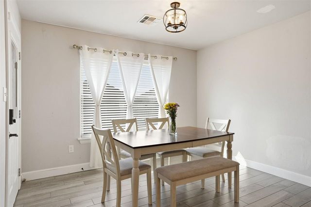 4304 SW Brandon Ln, Lawton, OK 73505