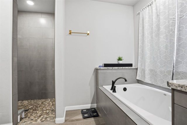 4304 SW Brandon Ln, Lawton, OK 73505