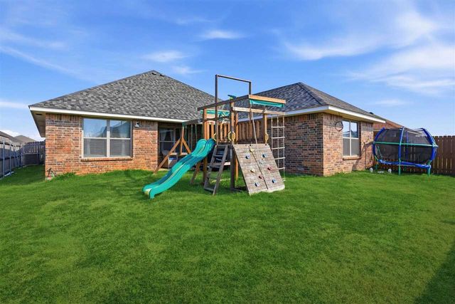 4304 SW Brandon Ln, Lawton, OK 73505