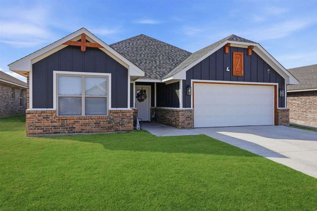 4304 SW Brandon Ln, Lawton, OK 73505