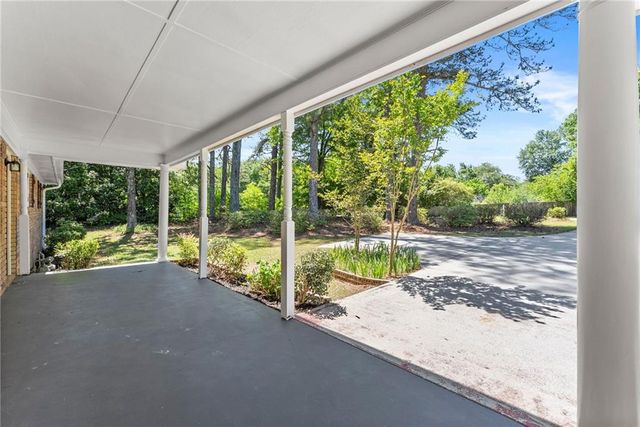 2178 Rockdale Circle, Snellville, GA 30078