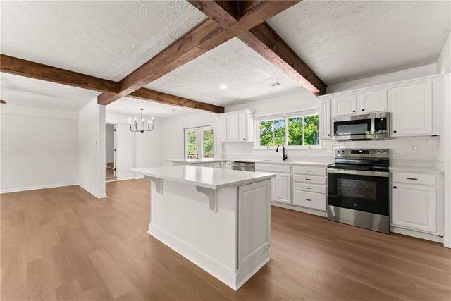 2178 Rockdale Circle, Snellville, GA 30078