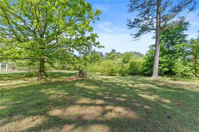 2178 Rockdale Circle, Snellville, GA 30078