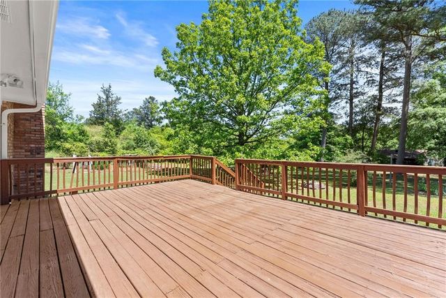 2178 Rockdale Circle, Snellville, GA 30078