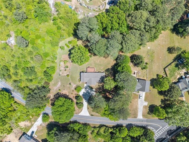 2178 Rockdale Circle, Snellville, GA 30078