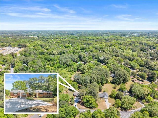 2178 Rockdale Circle, Snellville, GA 30078