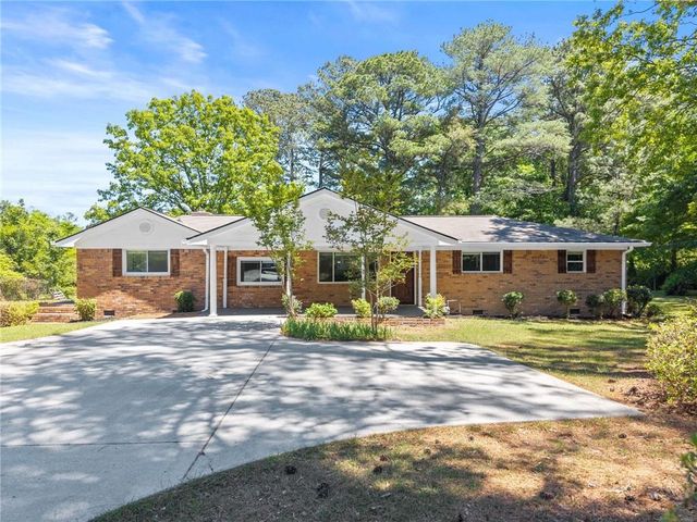 2178 Rockdale Circle, Snellville, GA 30078