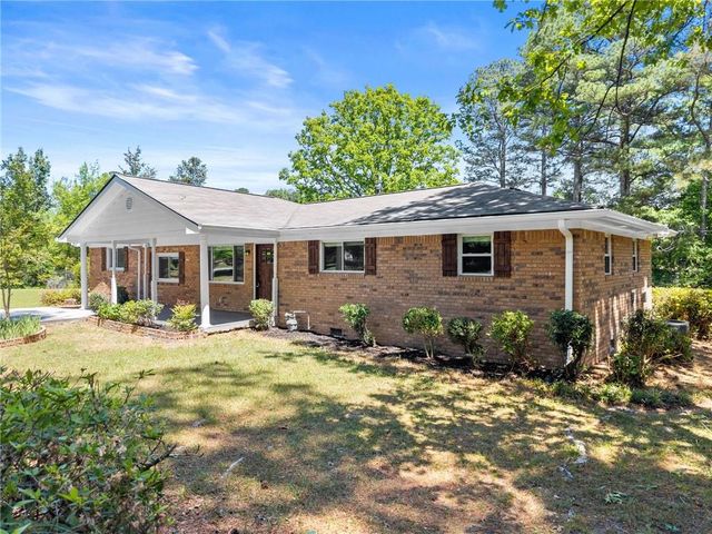 2178 Rockdale Circle, Snellville, GA 30078