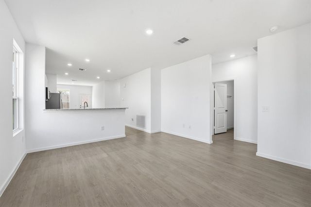 6810 Bens Landing, Cove, TX 77523