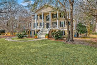 2104 Williams Veneer Court, Mount Pleasant, SC 29466