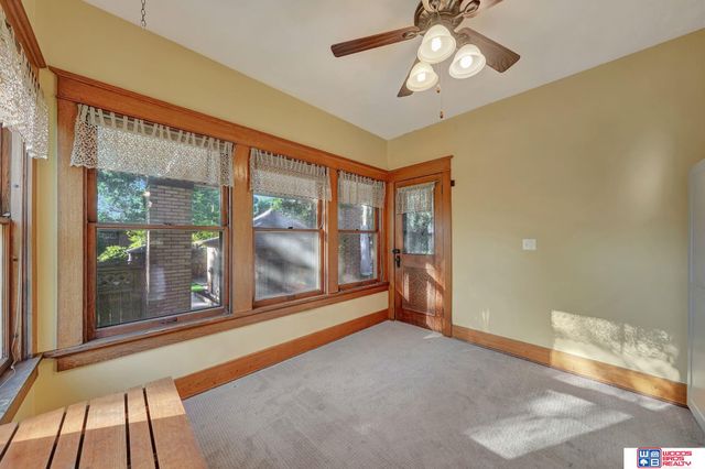 1975 B Street, Lincoln, NE 68502