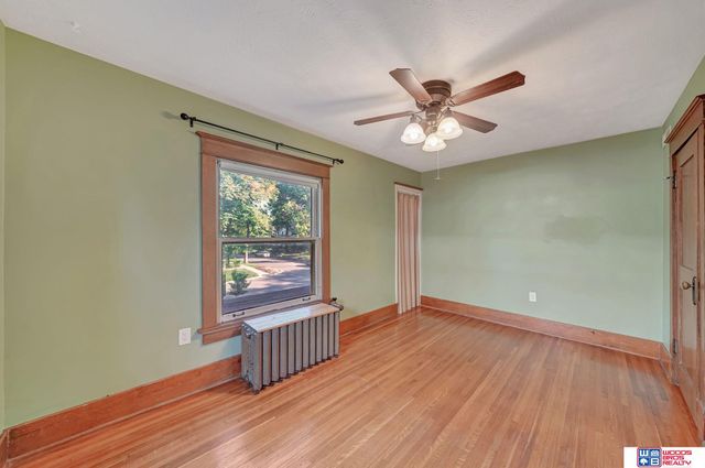 1975 B Street, Lincoln, NE 68502