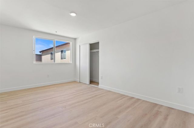 705 W 80th, Los Angeles, CA 90044