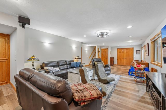 6219 Orchid Lane N, Maple Grove, MN 55311