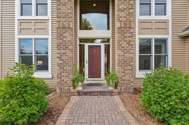 6219 Orchid Lane N, Maple Grove, MN 55311