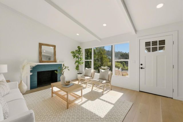 623 Miller Avenue, Pacifica, CA 94044