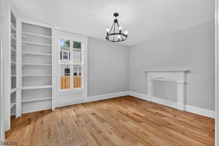 23 Amwell Rd, Millstone Boro, NJ 08844