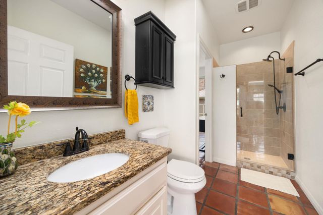301 Riverview DR, Georgetown, TX 78628