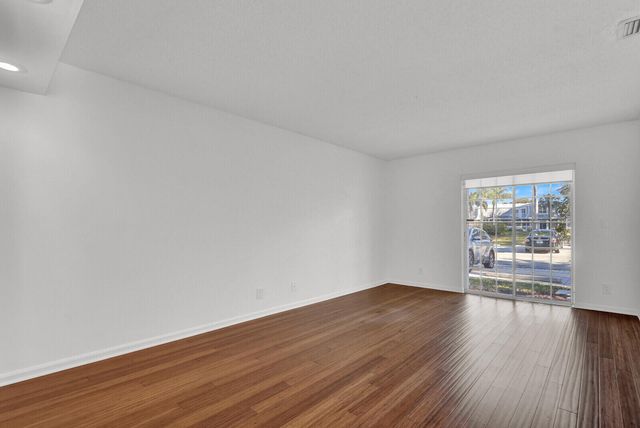 803 Vision Terrace, Palm Beach Gardens, FL 33418