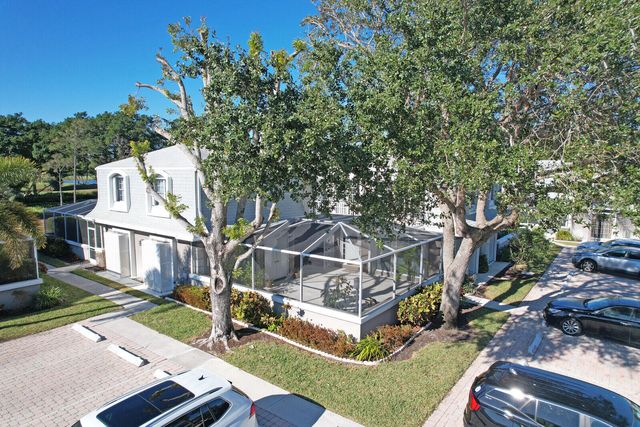 803 Vision Terrace, Palm Beach Gardens, FL 33418