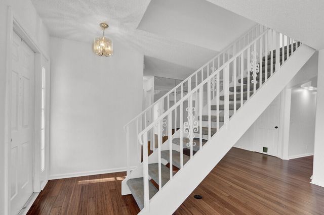 803 Vision Terrace, Palm Beach Gardens, FL 33418